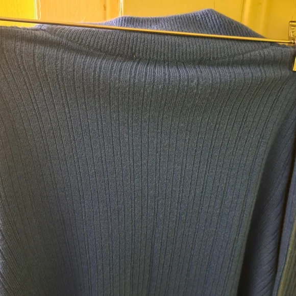 Allison Daley Sweater - Picture 9 of 10